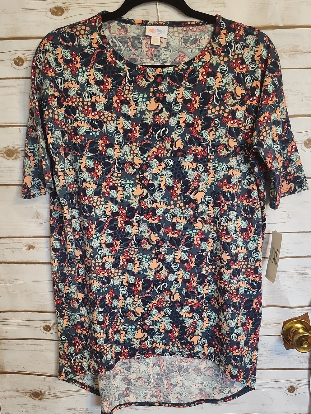 LuLaRoe Disney Minnie Mouse Irma Top XXS